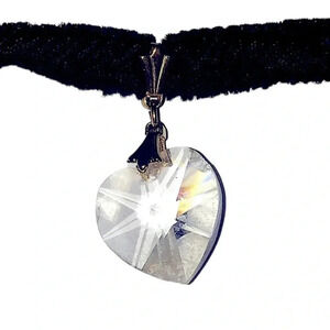 Clear Glass Crystal Heart Velvet Choker Necklace